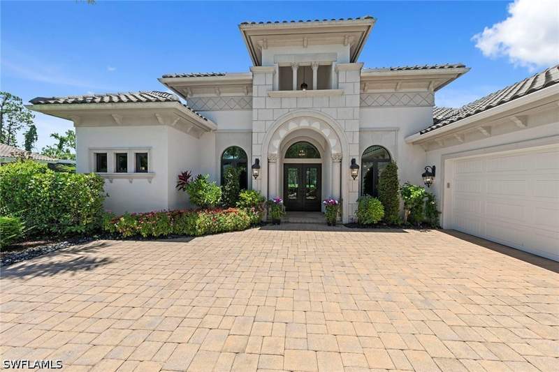 4 bedroom SingleFamilyResidence at 6372 Burnham Rd, Quail West, Naples — photo 3