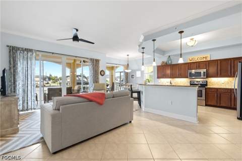 198 Shadroe Cove Cir 502, Cape Coral FL - photo 12 of 42