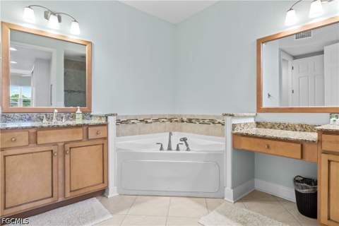 198 Shadroe Cove Cir 502, Cape Coral FL - photo 24 of 42