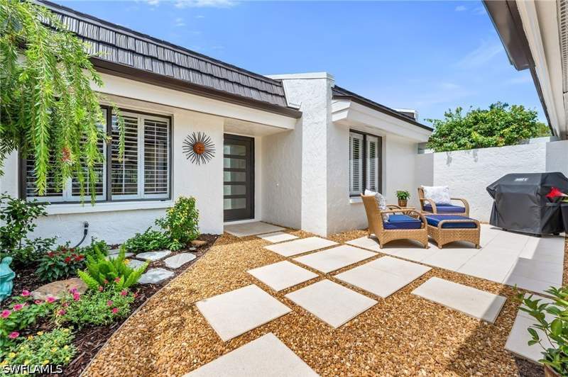 2 bedroom Attached at 182 Bears Paw Trl, Bears Paw Villas, Naples — photo 2