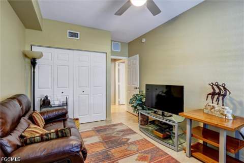 1750 Concordia Lake Cir 101, Cape Coral FL - photo 22 of 31