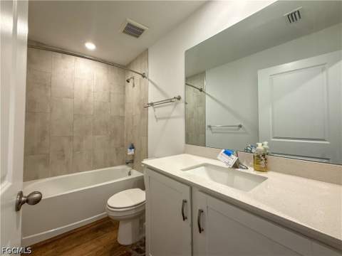 3010 NE 6th Pl, Cape Coral FL - photo 13 of 23