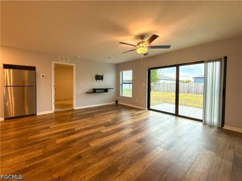 3010 NE 6th Pl, Cape Coral FL - photo 7 of 23
