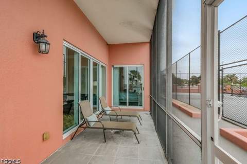 2743 1st St 305, Fort Myers FL - photo 24 of 43