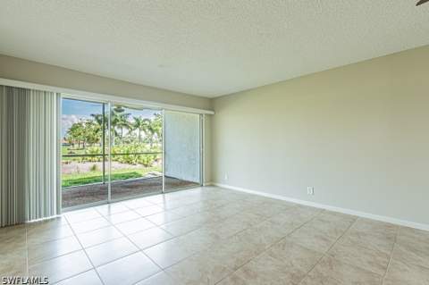 149 Palm Dr 17, Naples FL - photo 12 of 47