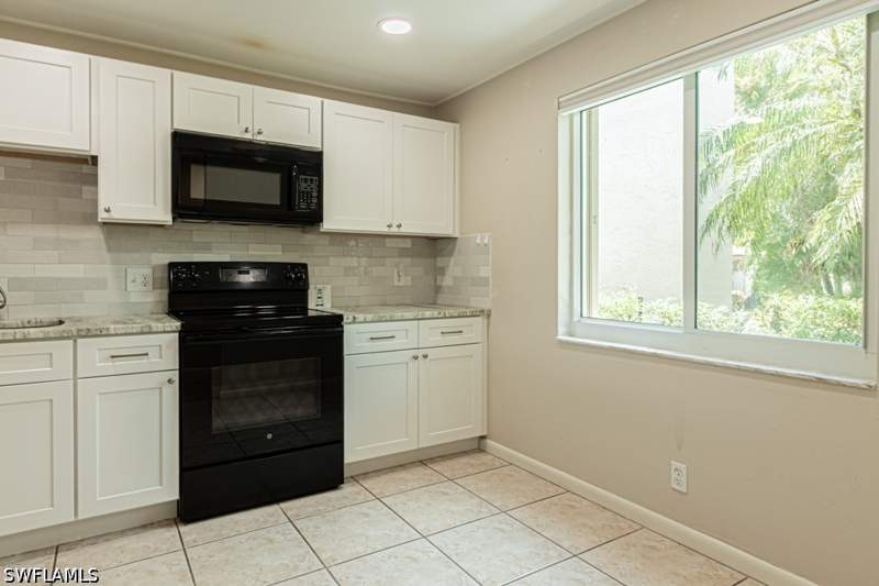 2 bedroom Condominium at 149 Palm Dr 17, Sunrise, Naples — photo 4