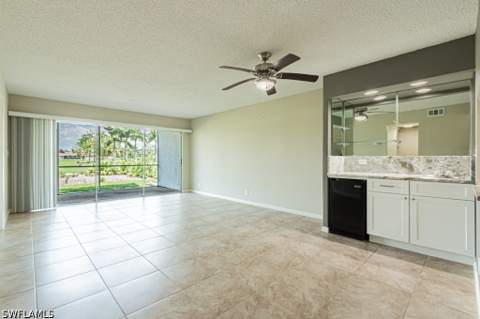 149 Palm Dr 17, Naples FL - photo 8 of 47