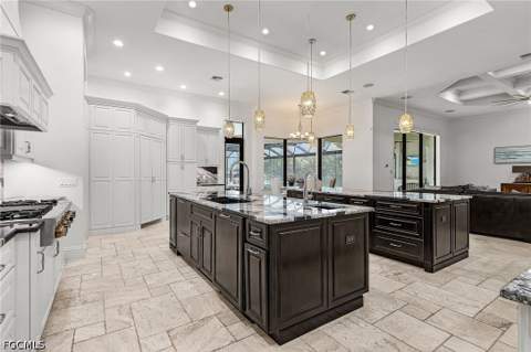 8250 Penzance Blvd, Fort Myers FL - photo 10 of 50