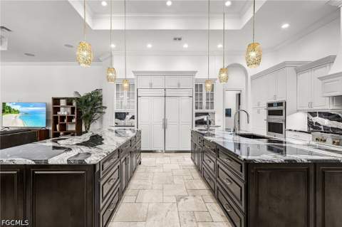 8250 Penzance Blvd, Fort Myers FL - photo 9 of 50