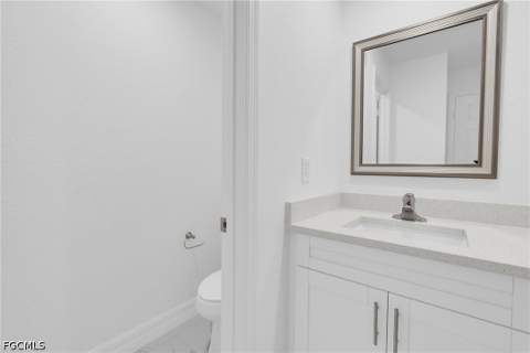 310 NE 9th Ter, Cape Coral FL - photo 17 of 37