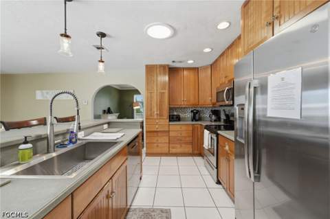 902 El Dorado Pkwy E, Cape Coral FL - photo 12 of 29