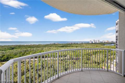 7117 Pelican Bay Blvd 1408, Naples FL - photo 12 of 26
