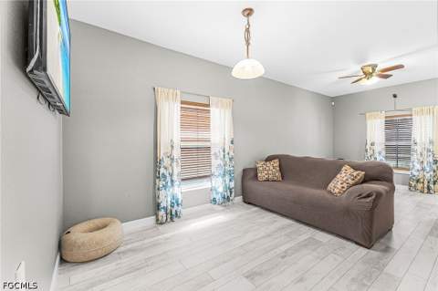 9159 Gladiolus Preserve Cir, Fort Myers FL - photo 15 of 41