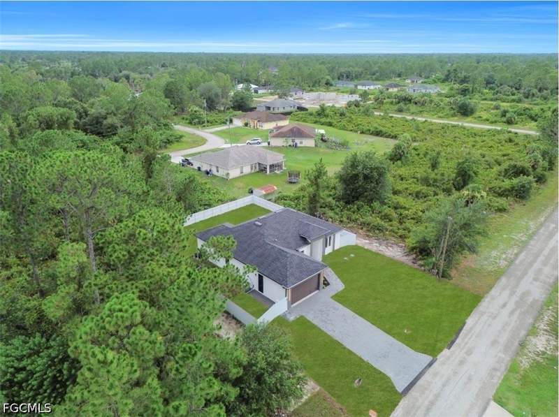 4 bedroom SingleFamilyResidence at 1116 Cherry St E, Lehigh Acres, Lehigh Acres — photo 3