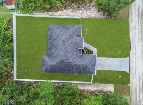 1116 Cherry St E, Lehigh Acres FL - photo 6 of 35