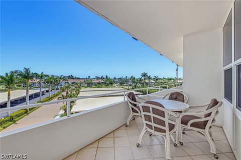 220 Seaview Ct 413, Marco Island FL - photo 13 of 36