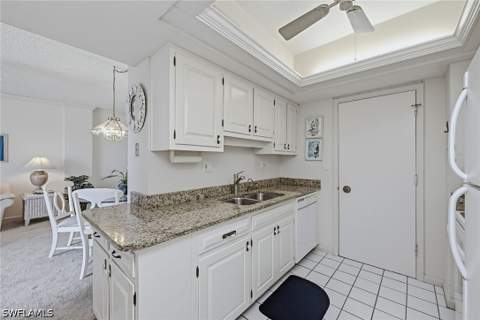 220 Seaview Ct 413, Marco Island FL - photo 6 of 36