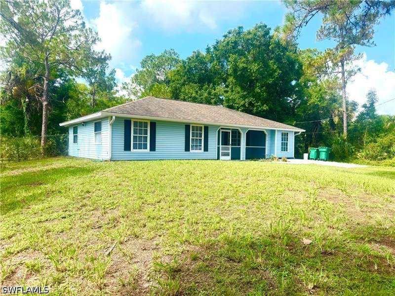 3 bedroom SingleFamilyResidence at 2910 6th Ave SE, Golden Gate Estates, Naples — photo 3