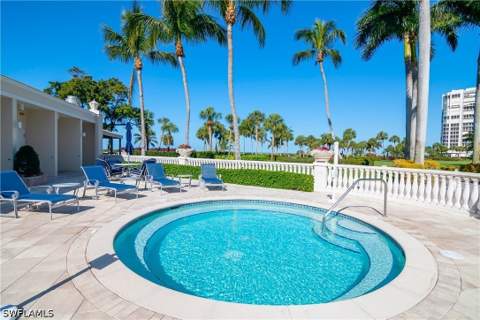 4021 Gulf Shore Blvd N 903, Naples FL - photo 18 of 23