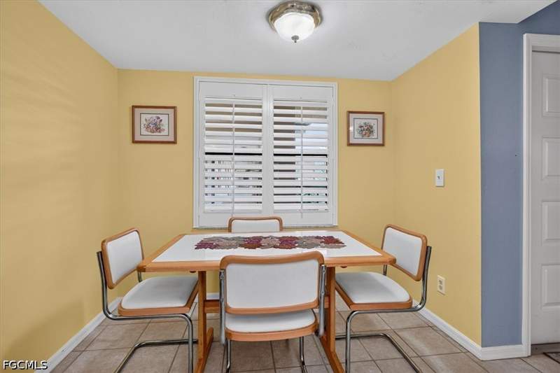2 bedroom Condominium at 12601 Kelly Sands Way 422, Terrace, Fort Myers — photo 5