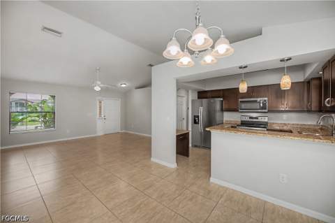 20 NE 20th Ave, Cape Coral FL - photo 12 of 43