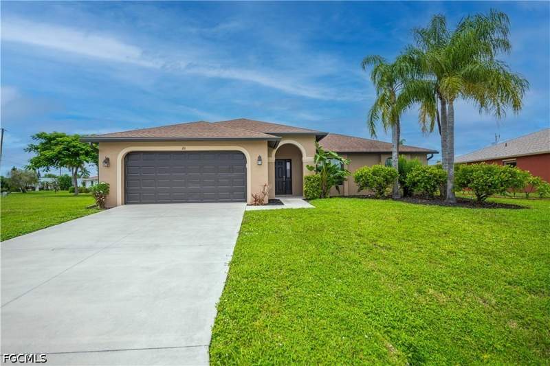 3 bedroom SingleFamilyResidence at 20 NE 20th Ave, Cape Coral, Cape Coral — photo 3