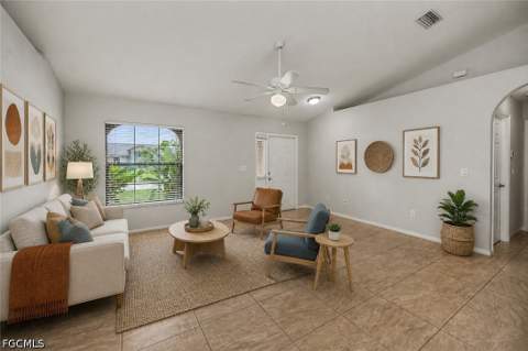 20 NE 20th Ave, Cape Coral FL - photo 7 of 43