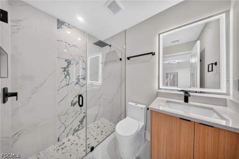 851 Calumet St E, Lehigh Acres FL - photo 13 of 36