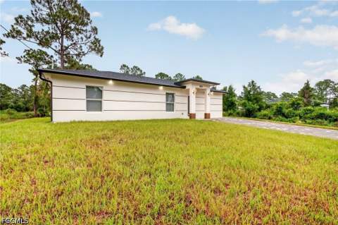851 Calumet St E, Lehigh Acres FL - photo 24 of 36
