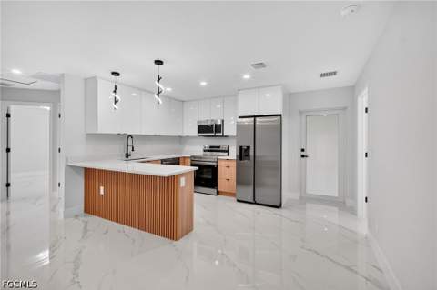851 Calumet St E, Lehigh Acres FL - photo 9 of 36