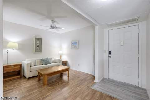 13240 White Marsh Ln 7, Fort Myers FL - photo 13 of 32