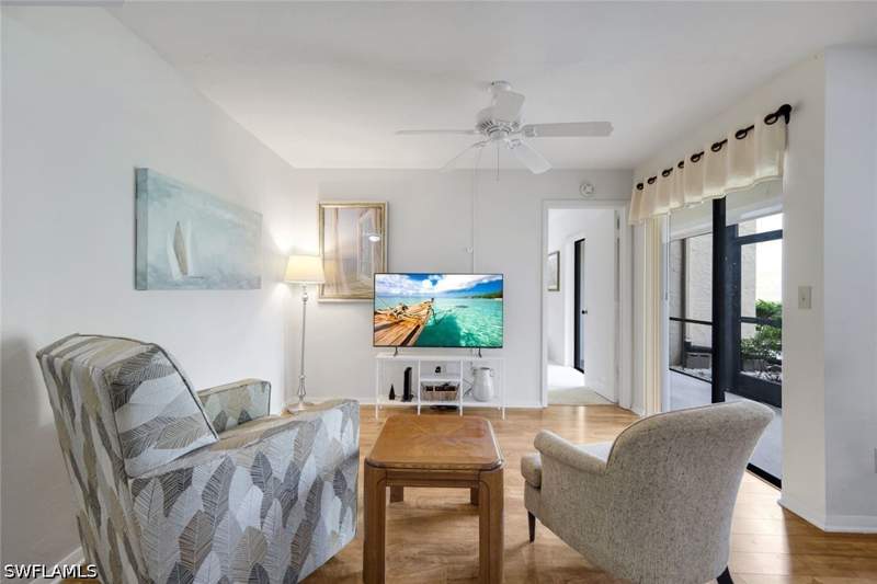 2 bedroom Condominium at 13240 White Marsh Ln 7, Terrace Condo Village, Fort Myers — photo 3
