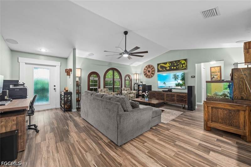 3 bedroom SingleFamilyResidence at 519 NW 26th Pl, Cape Coral, Cape Coral — photo 5