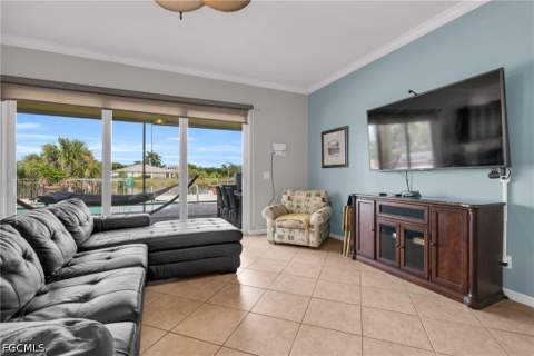 1804 Cayon Ct, Cape Coral FL - photo 10 of 51