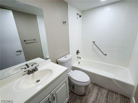 1740 Pine Valley Dr 115, Fort Myers FL - photo 16 of 29