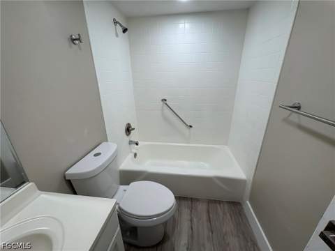 1740 Pine Valley Dr 115, Fort Myers FL - photo 18 of 29