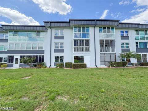 1740 Pine Valley Dr 115, Fort Myers FL - photo 23 of 29