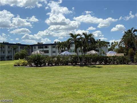 1740 Pine Valley Dr 115, Fort Myers FL - photo 7 of 29