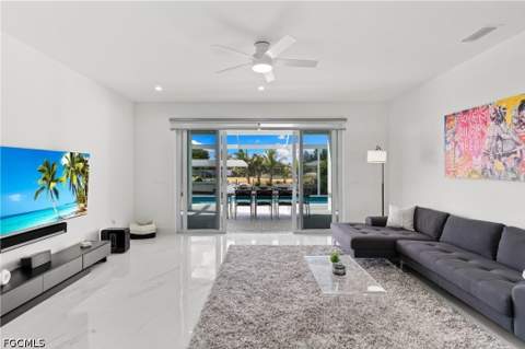 1030 NW 39th Ave, Cape Coral FL - photo 11 of 39