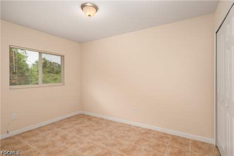 546 Sherwood Ave S, Lehigh Acres FL - photo 14 of 17