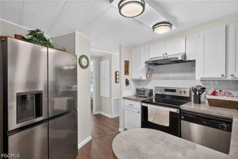 820 Peaceful Dr, North Fort Myers FL - photo 8 of 36