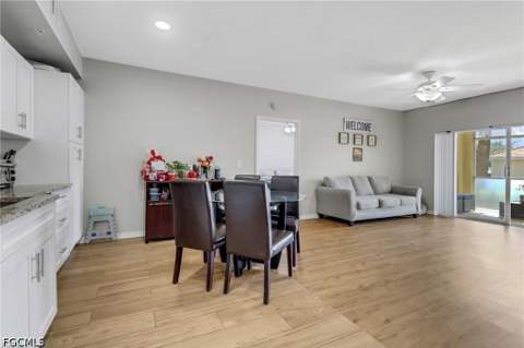 6361 Aragon Way 106, Fort Myers FL - photo 10 of 21
