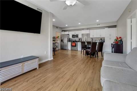 6361 Aragon Way 106, Fort Myers FL - photo 11 of 21