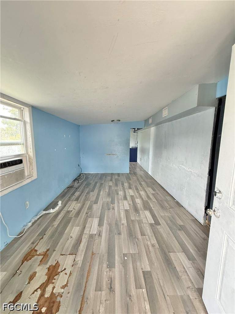 2 bedroom ManufacturedHome at 26646 Token Ct, Leitner Creek Manor, Bonita Springs — photo 5