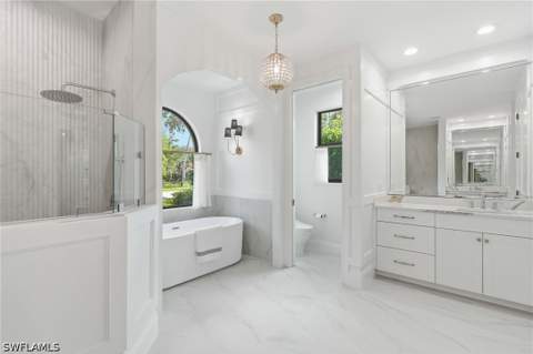 9833 Clear Lake Cir, Naples FL - photo 19 of 43