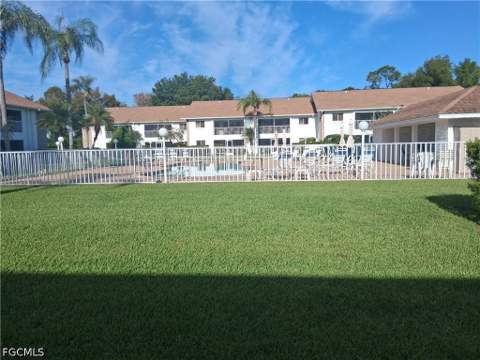 59 Camelot Gardens Blvd 109, Lehigh Acres FL - photo 20 of 26