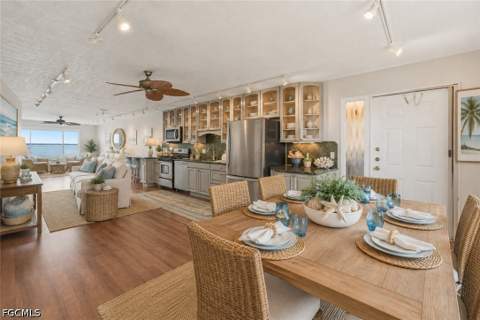 4015 SE 20th Pl 301, Cape Coral FL - photo 10 of 50