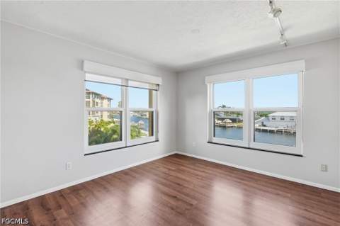 4015 SE 20th Pl 301, Cape Coral FL - photo 15 of 50