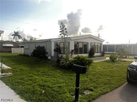 3357 Rainbow Ln, North Fort Myers FL - photo 24 of 48