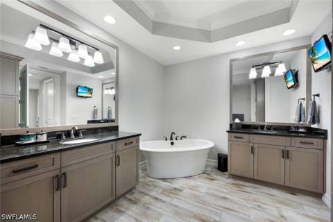 7801 Hawthorne Dr 2701, Naples FL - photo 10 of 37